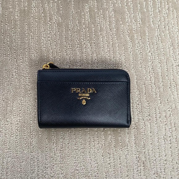 *SOLD* Prada Saffiano Leather Keychain Wallet - Picture 3 of 6